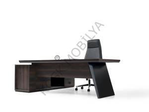 MUSTANG MAKAM TAKIMI